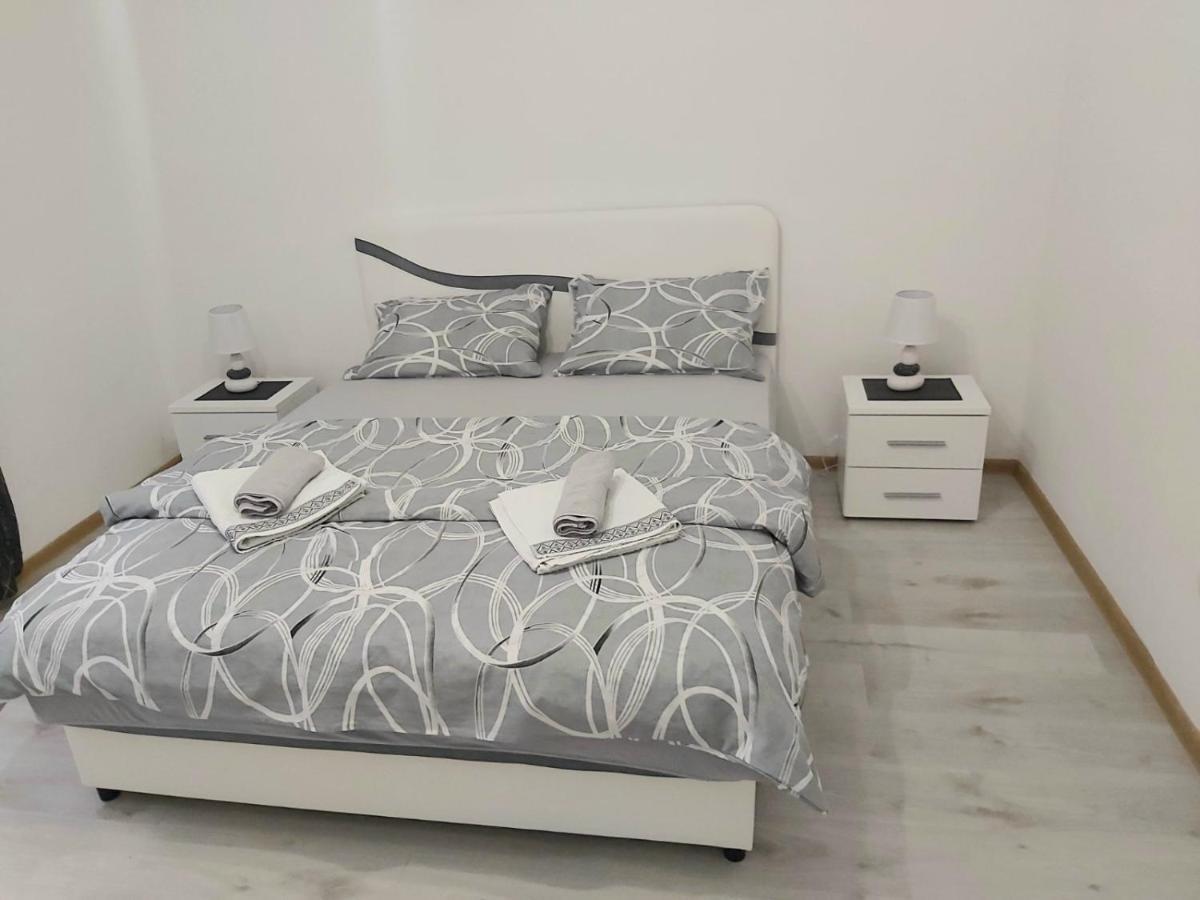 Apartment Marina 2 Kotor Eksteriør bilde